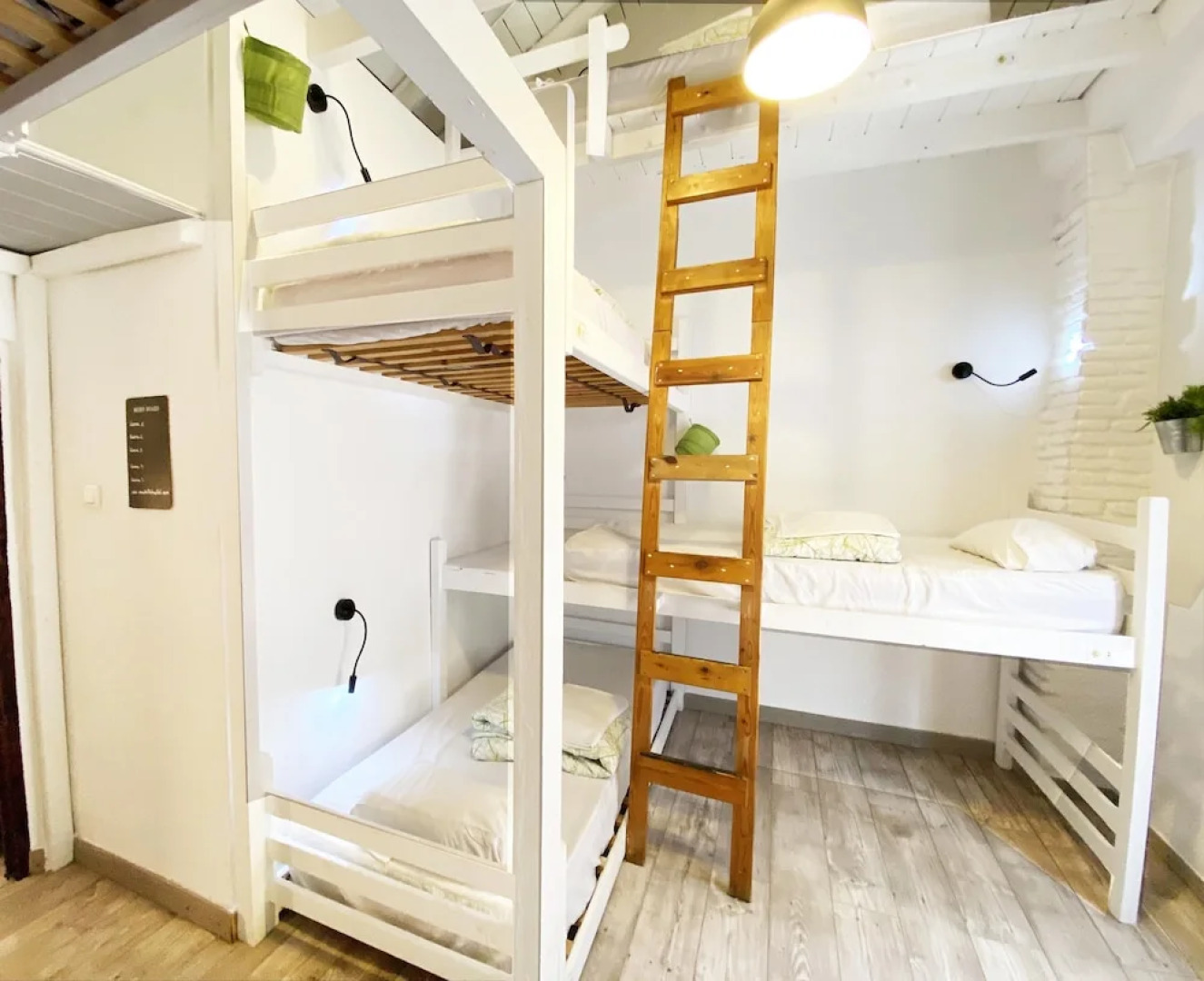 Makuto Guesthouse Hostel