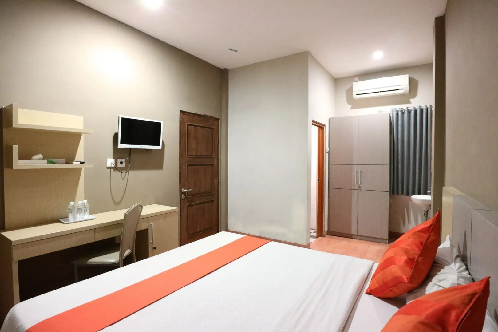 Tembok Batu Residence