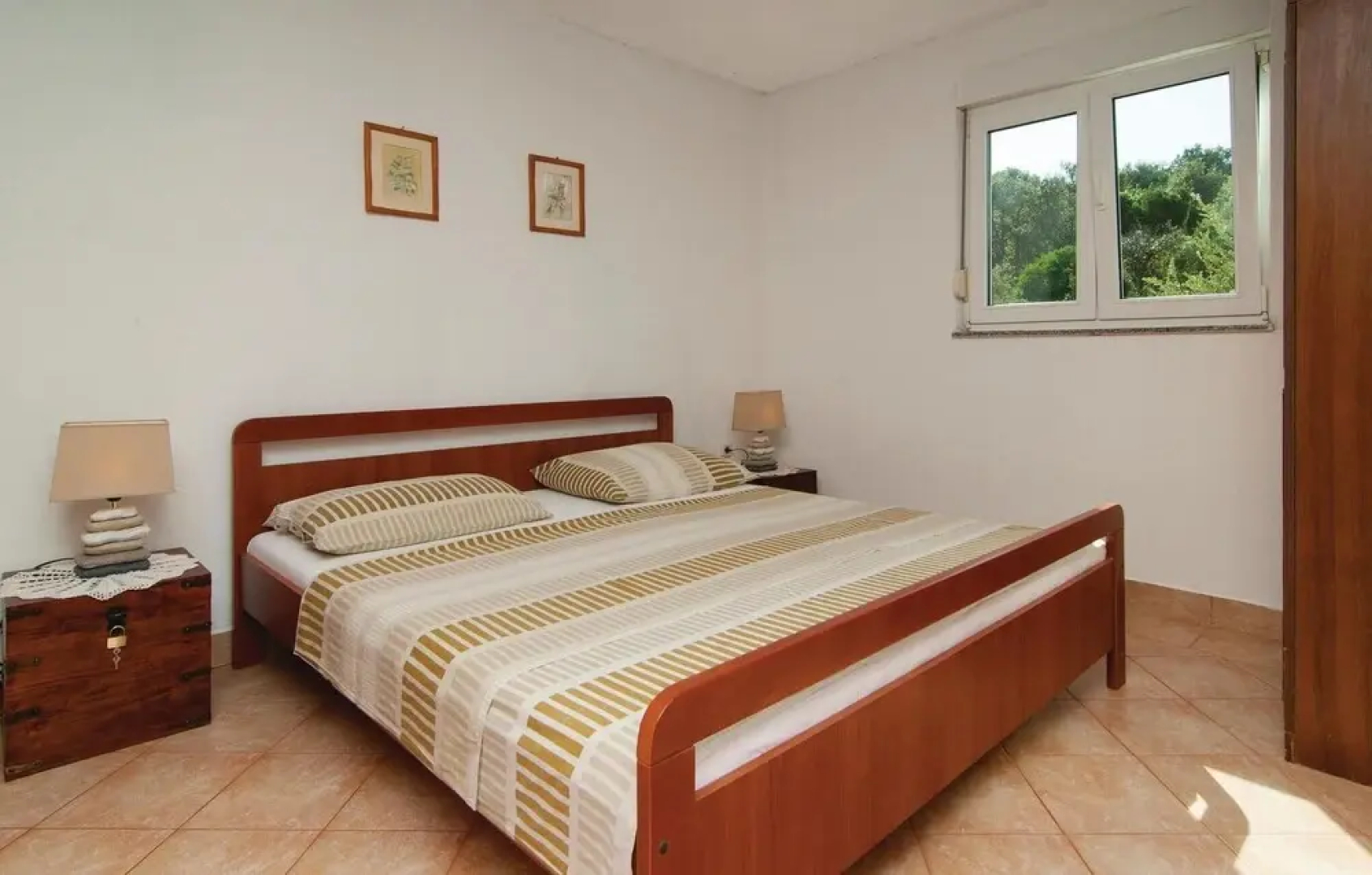 Stunning Apartment in Drvenik Veliki With 2 Bedrooms and Wifi