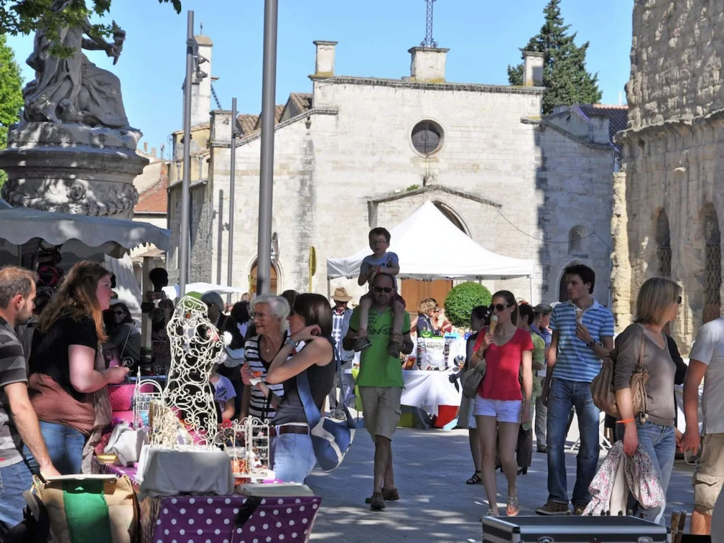 Luxury Villa with Jacuzzi in Carpentras Provence