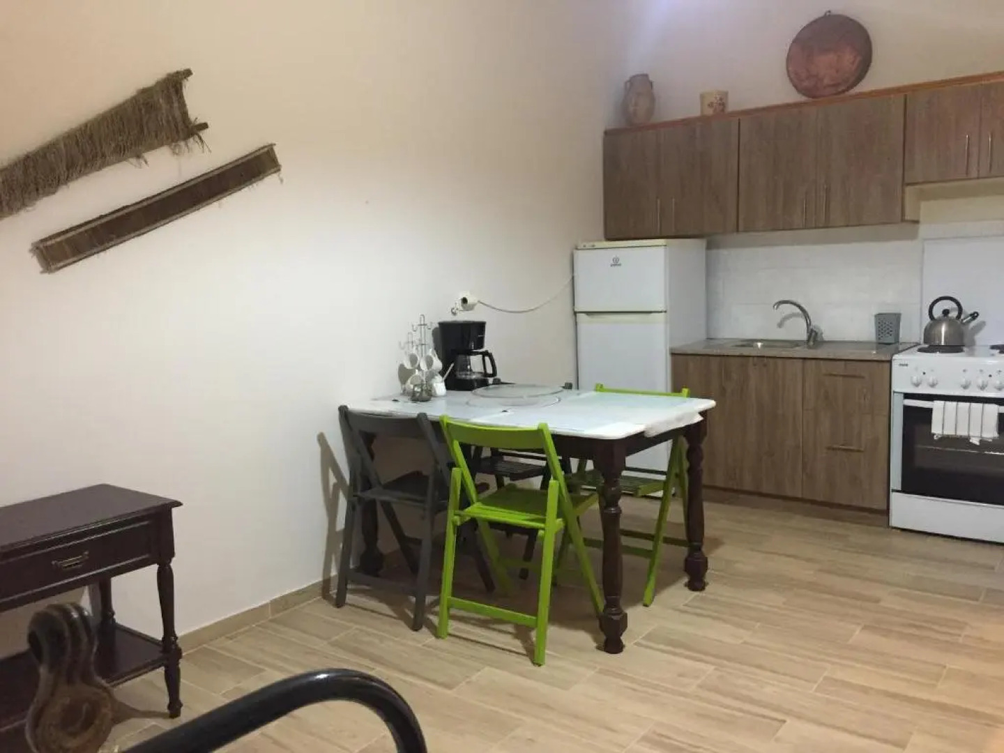 Genari Beach Apartments