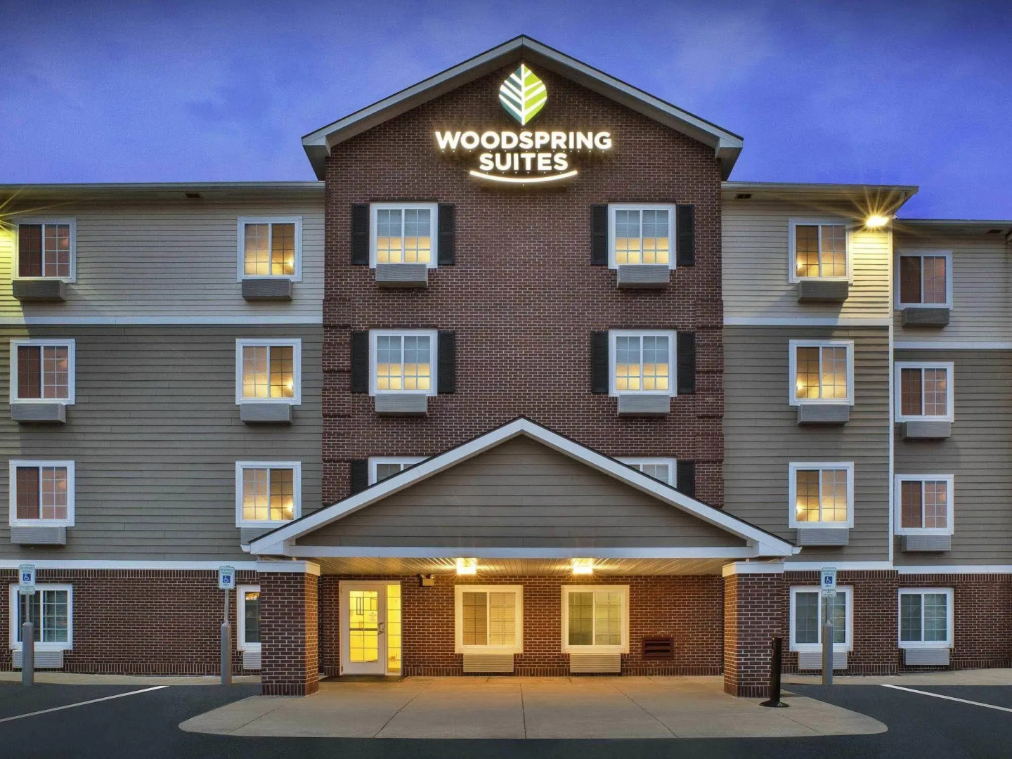 WoodSpring Suites Holland - Grand Rapids