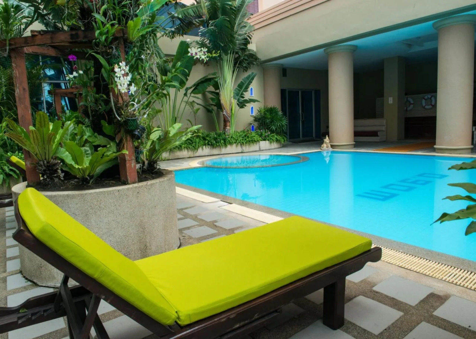 Krungsri River Hotel