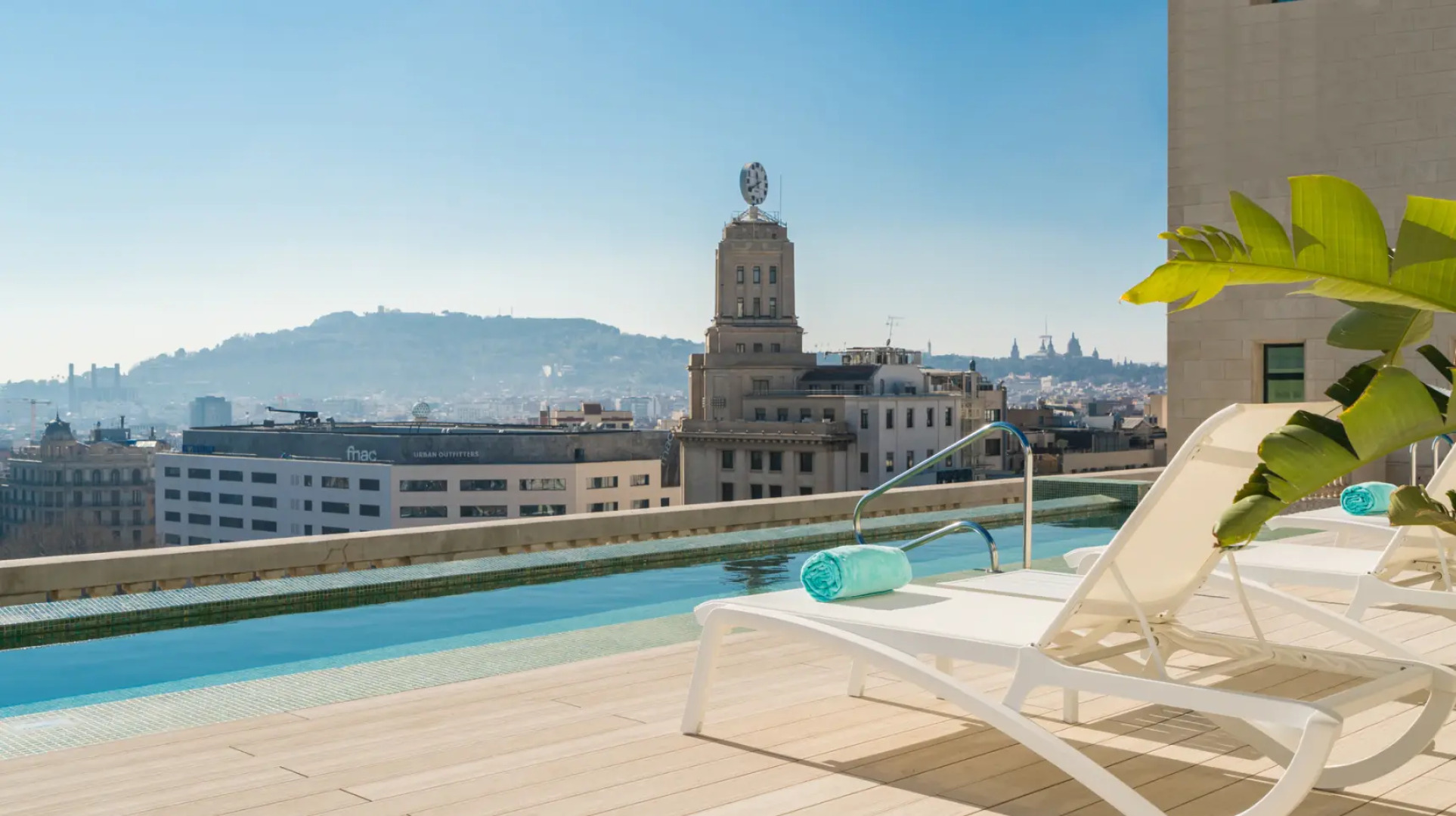 45 Times Barcelona Hotel