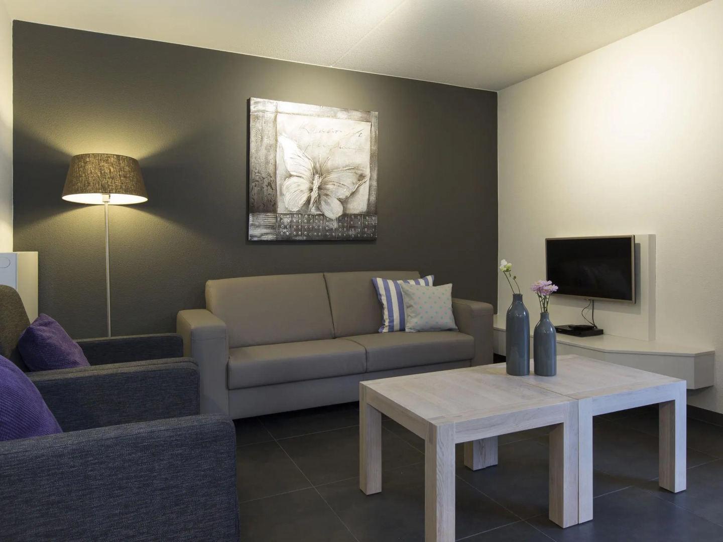 High-end Villa Nestled in Greenery