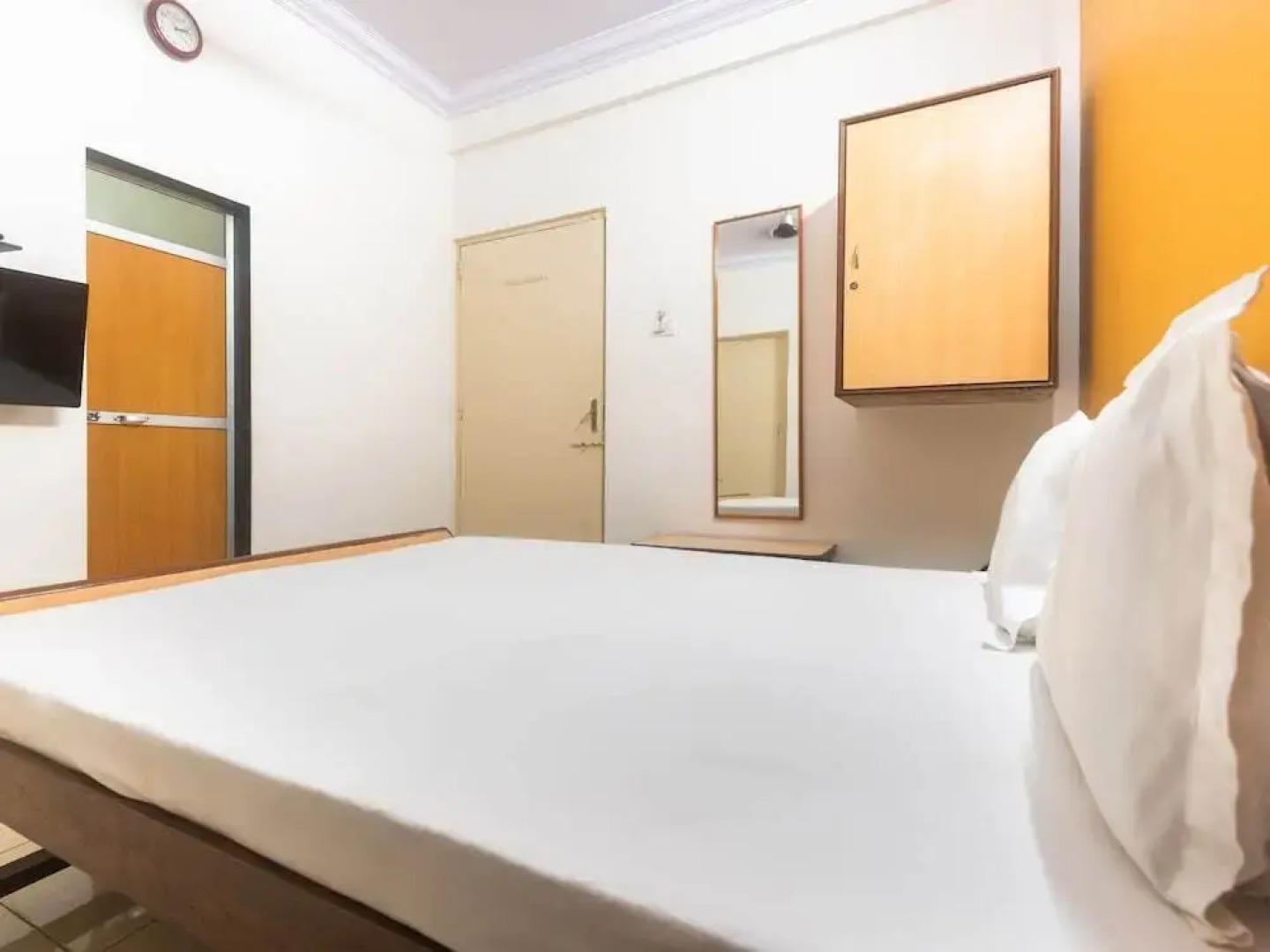 Hotel Saitej by OYO Rooms