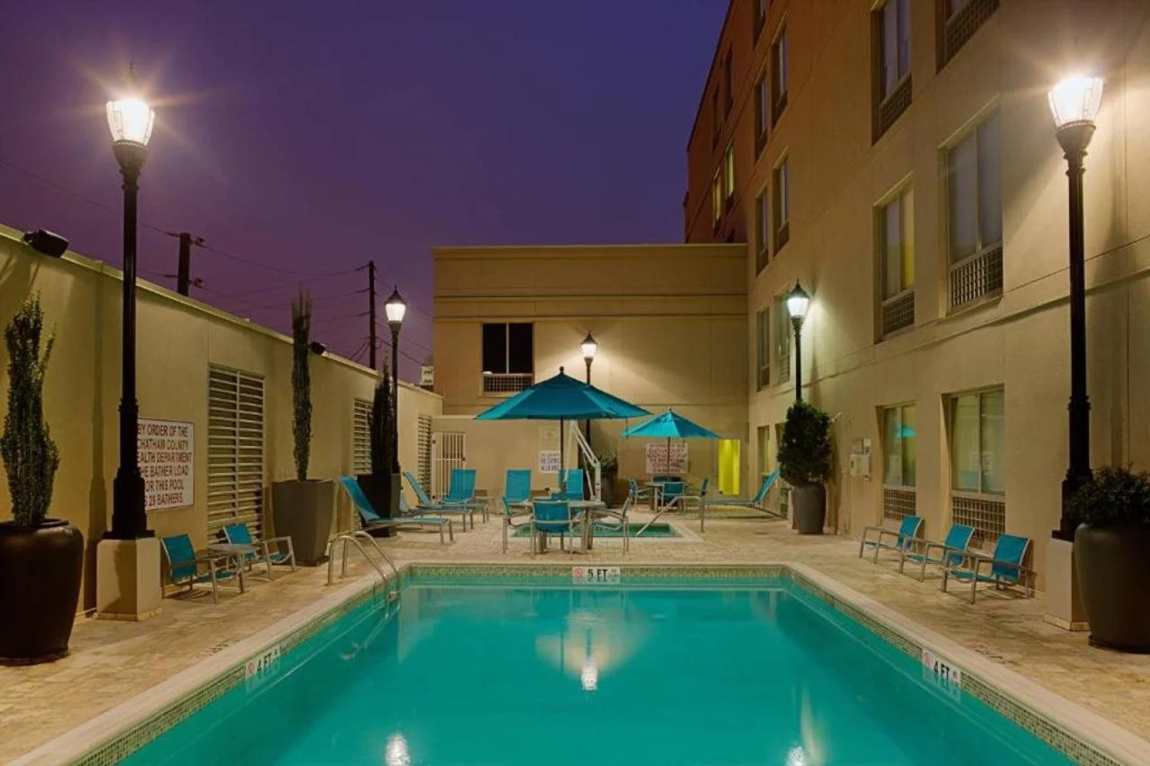SpringHill Suites Savannah Downtown / Historic District