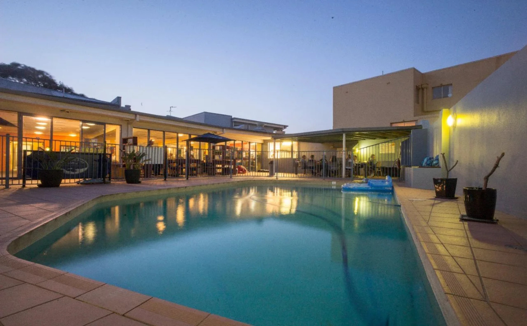 Sydney Beachouse YHA