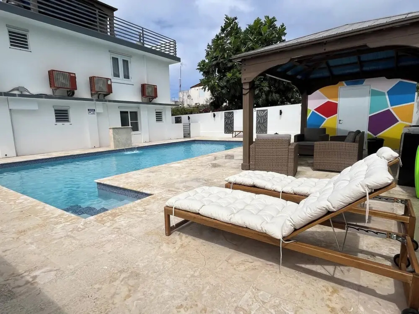 Sea Breeze Tunnel Hideaway 7