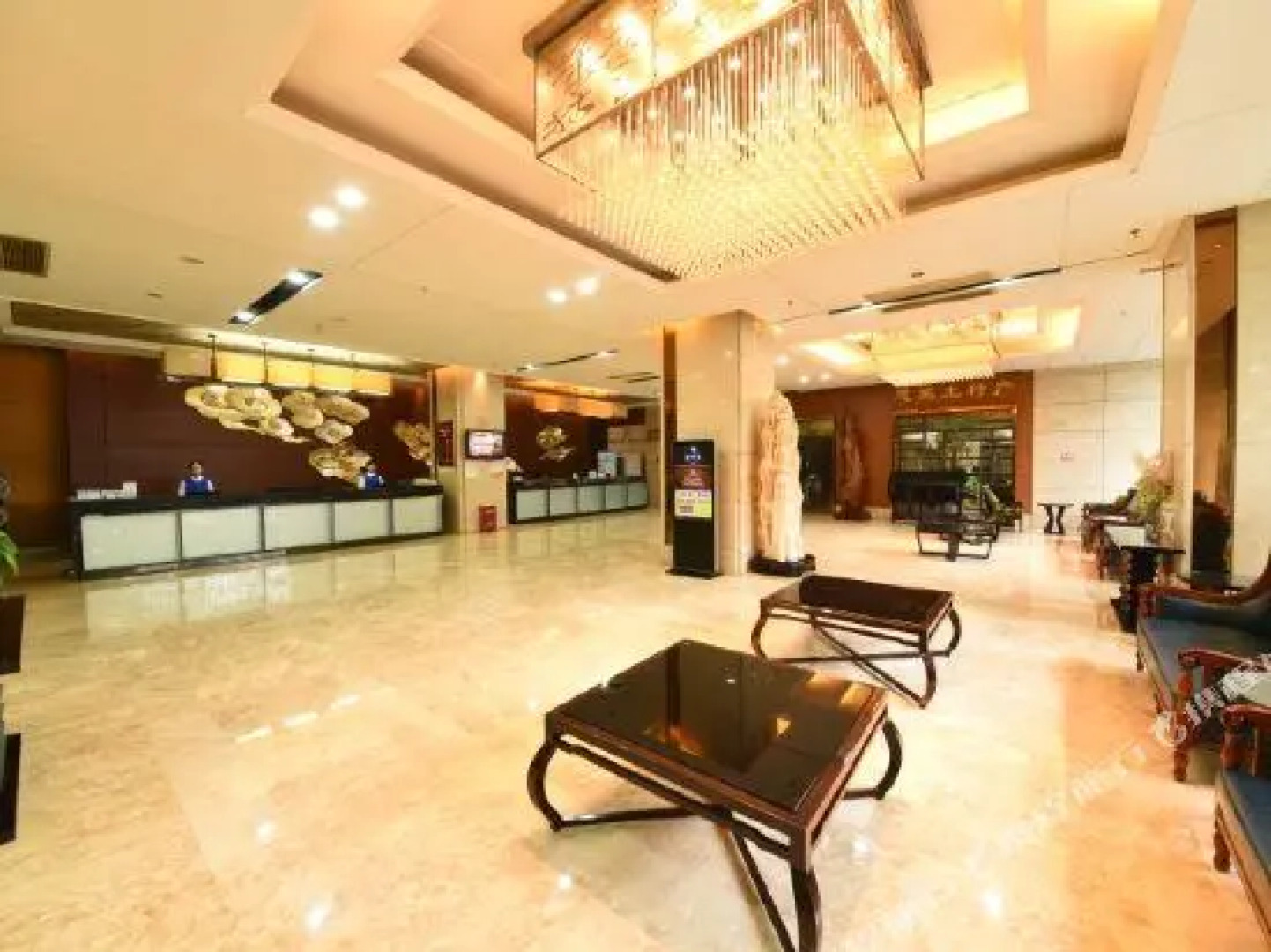 Longman International Hotel