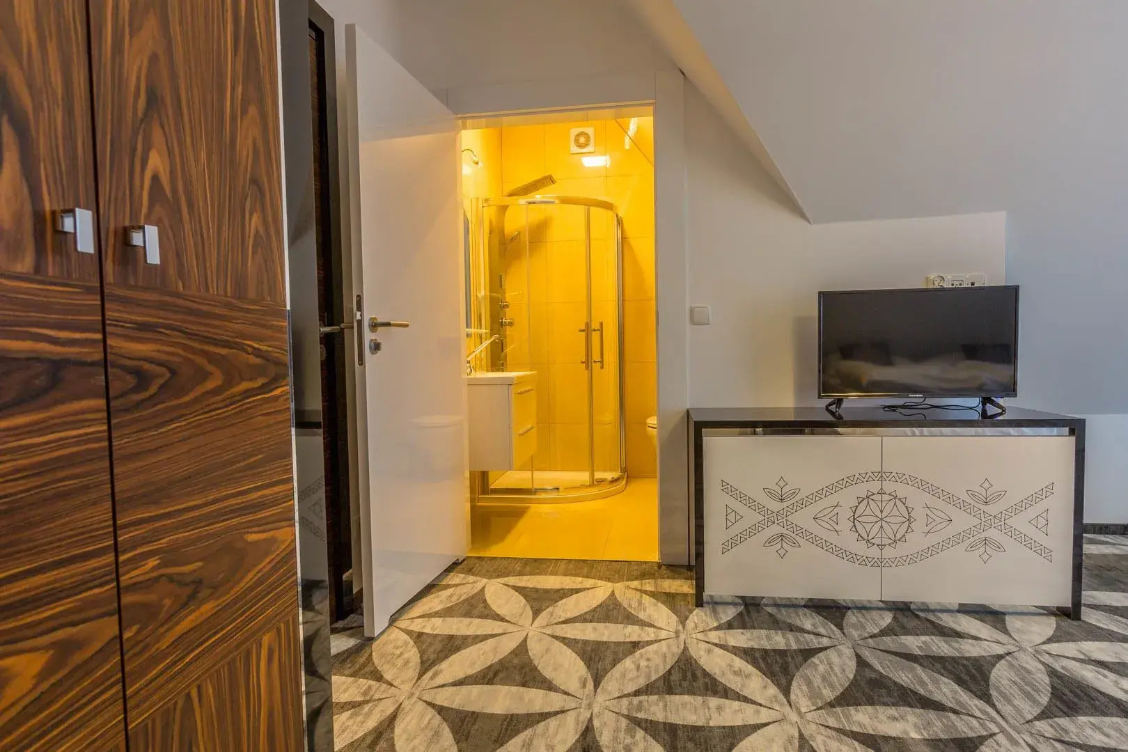 Tatry. Willa. Łukaszczyk M.