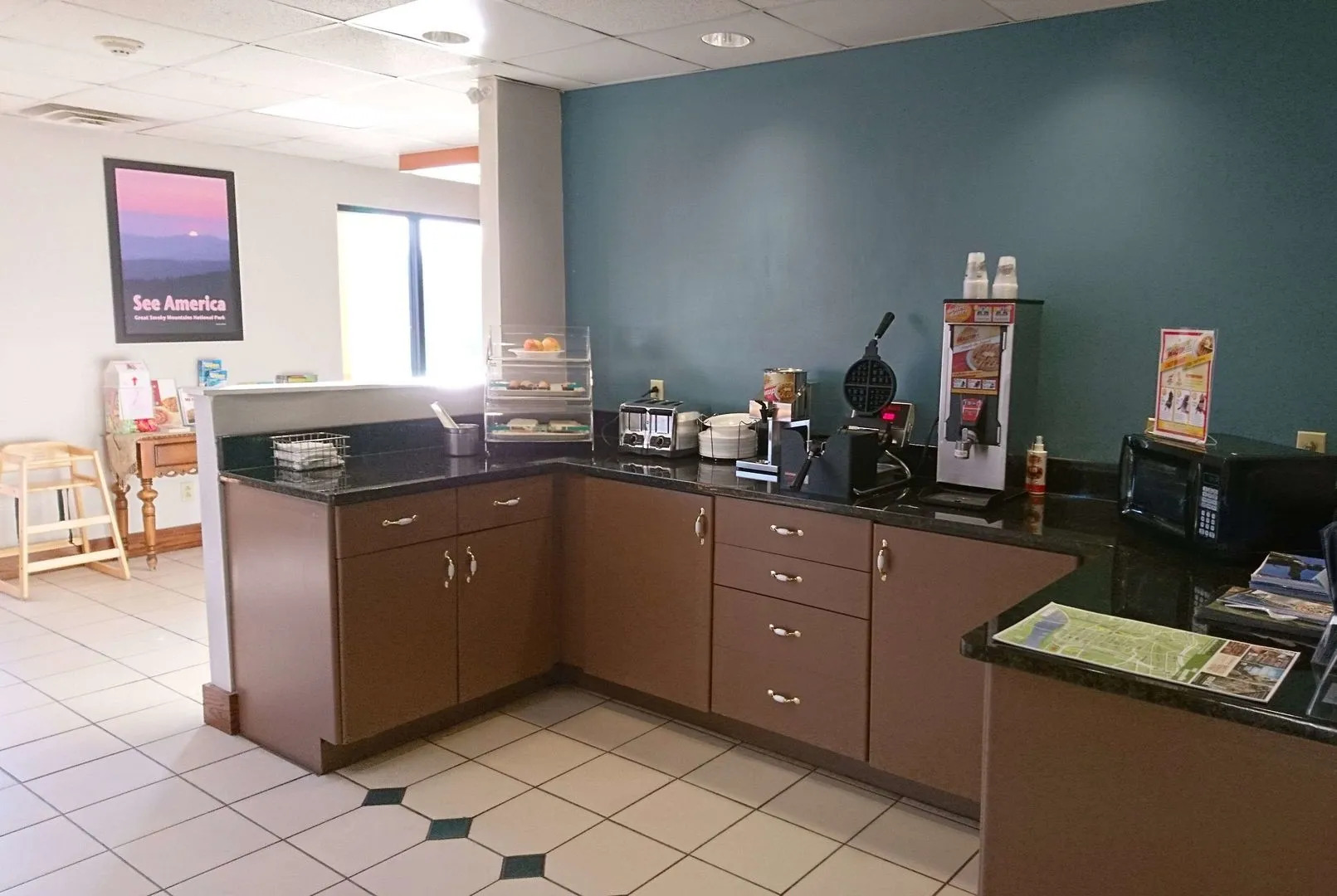 Travelodge by Wyndham Knoxville East