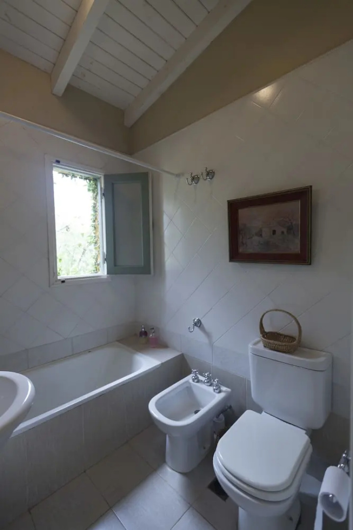 El Porvenir Casa de Bodega