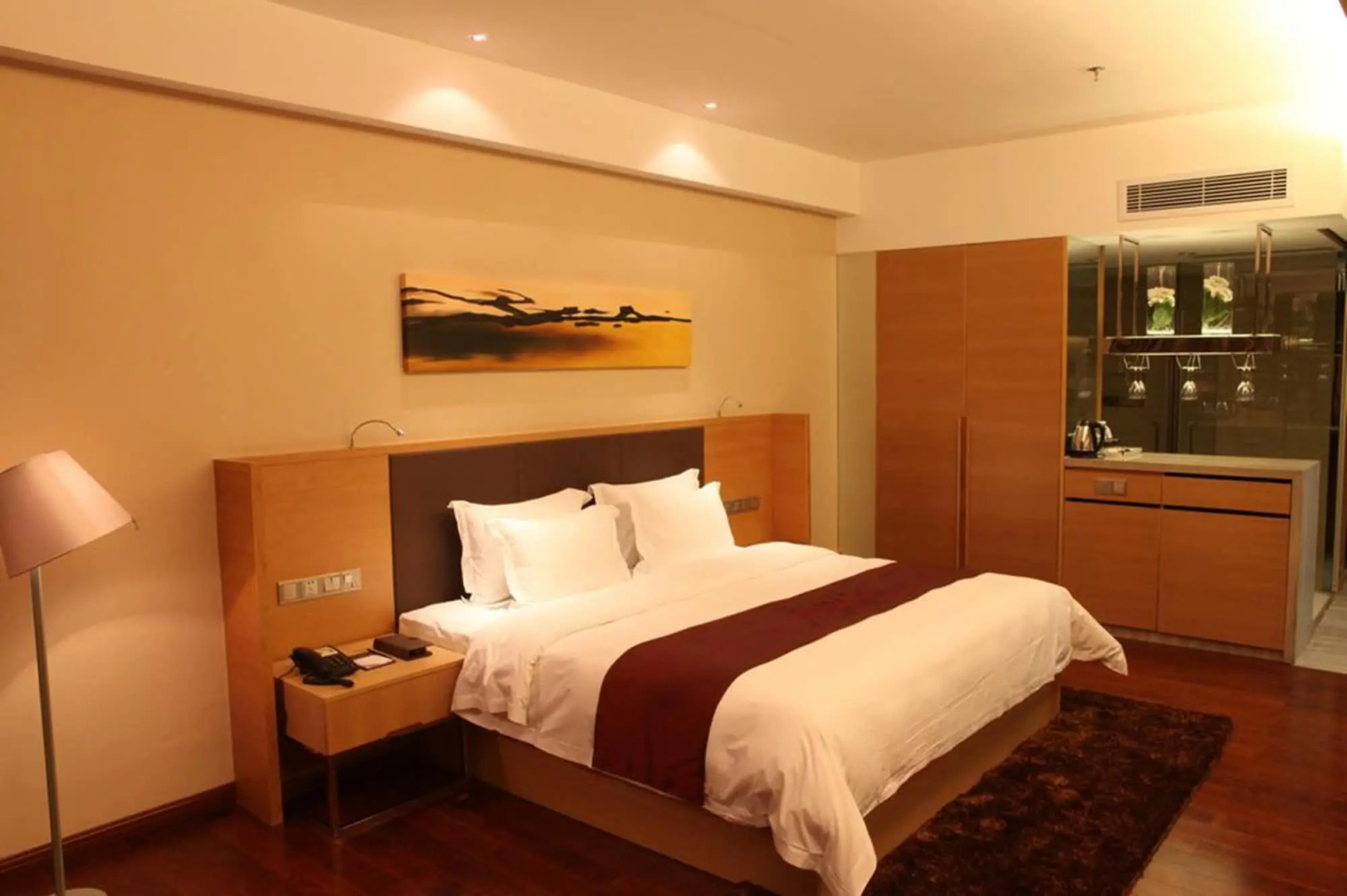 Ramada Plaza Shenzhen North