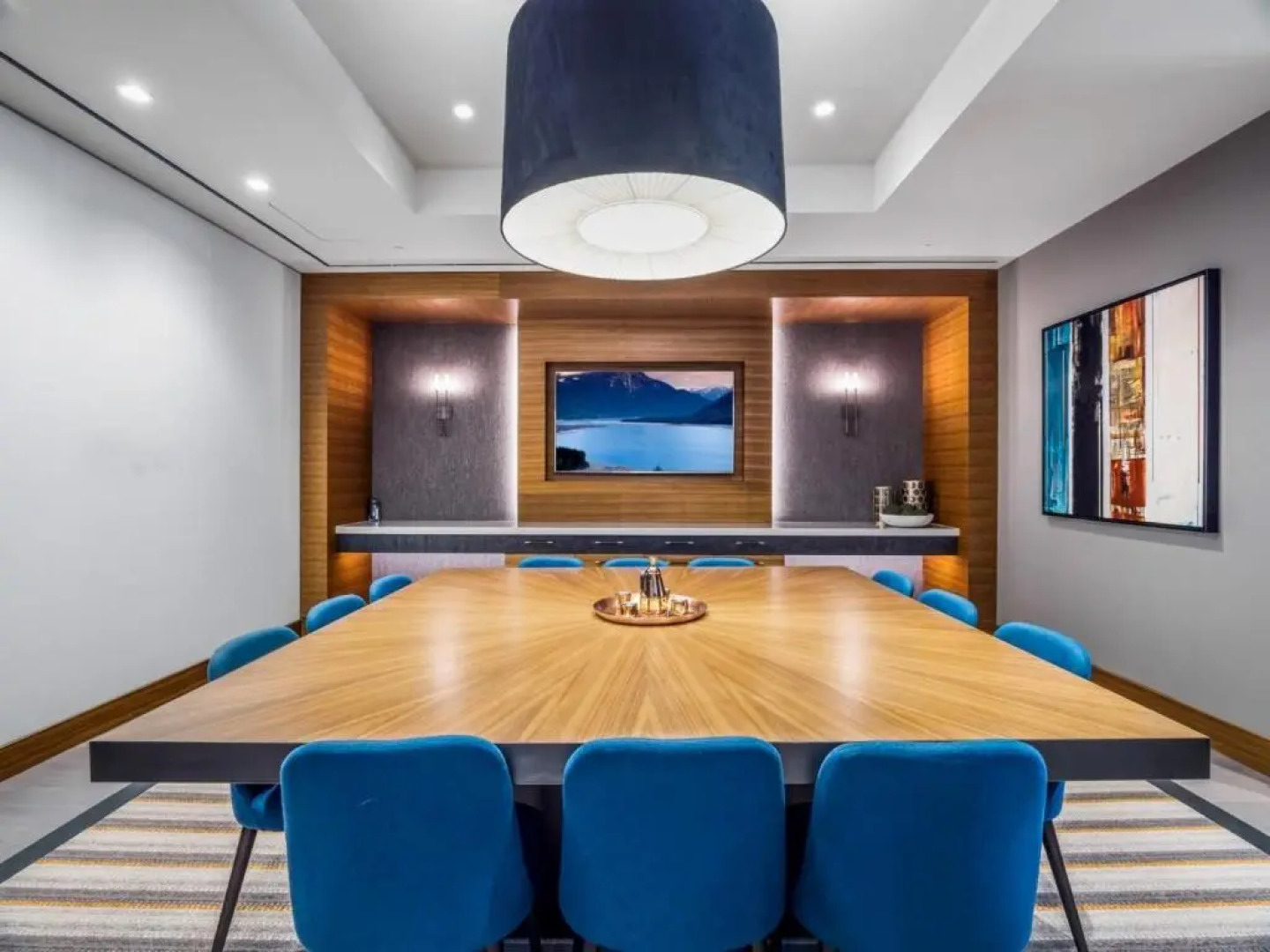 Global Luxury Suites at Reston Town Center