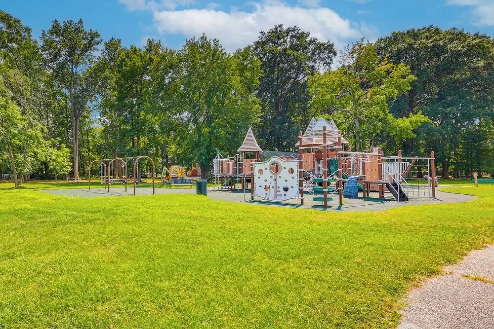 Rock Hall Retreat w/ Balcony Near Park & Marina!