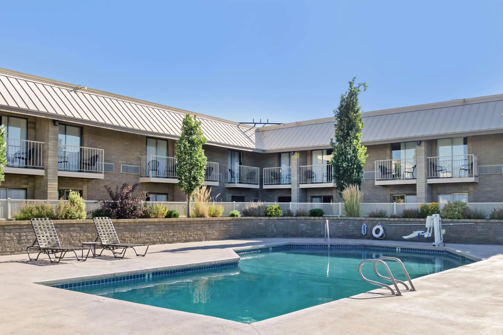 Best Western Plus Ahtanum Inn