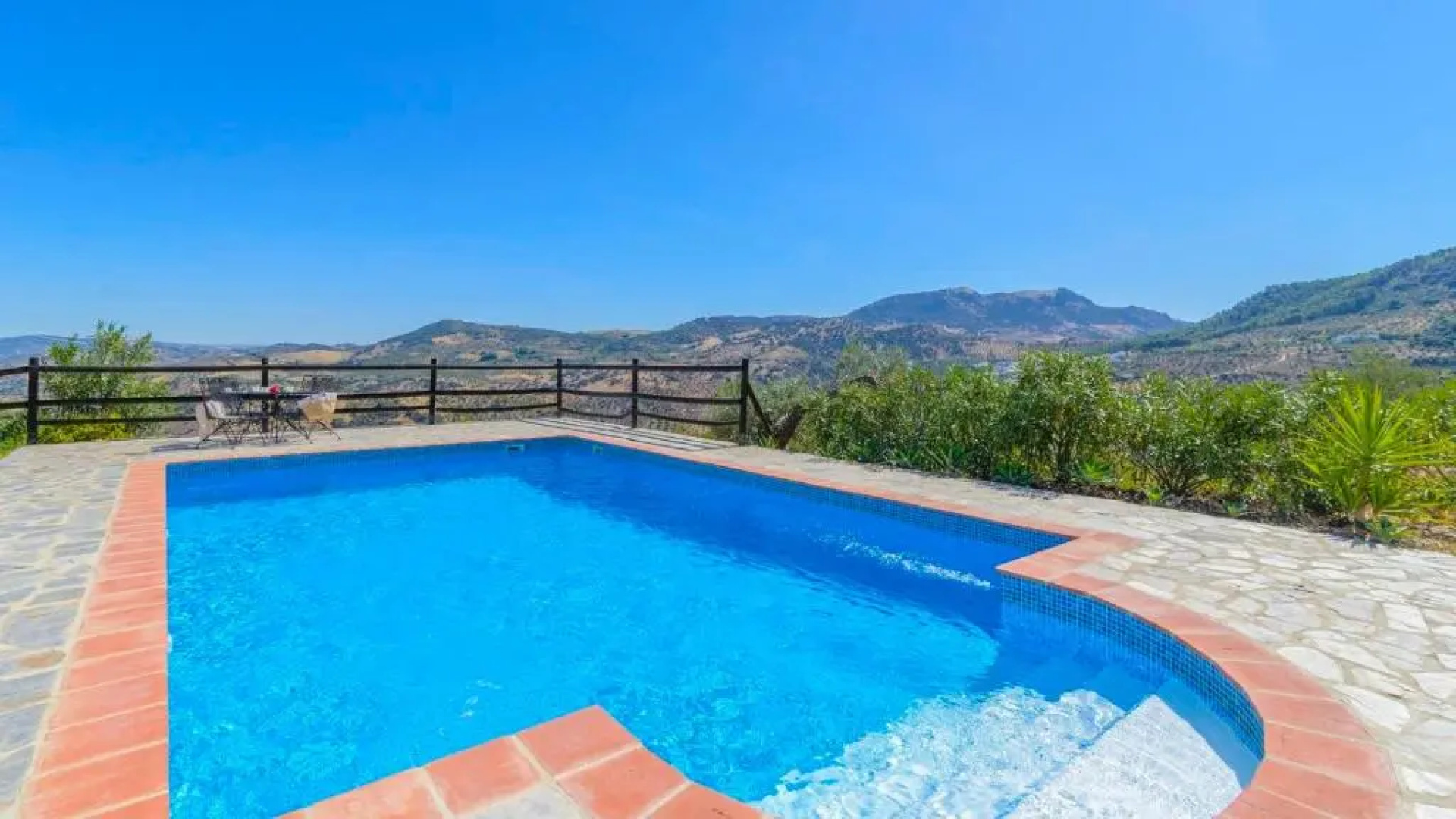 Casa La Colina El Gastor by Ruralidays