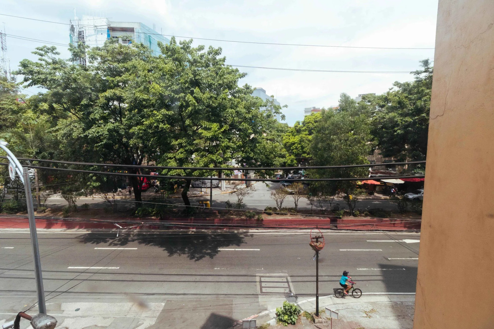 RedDoorz near Quirino Station