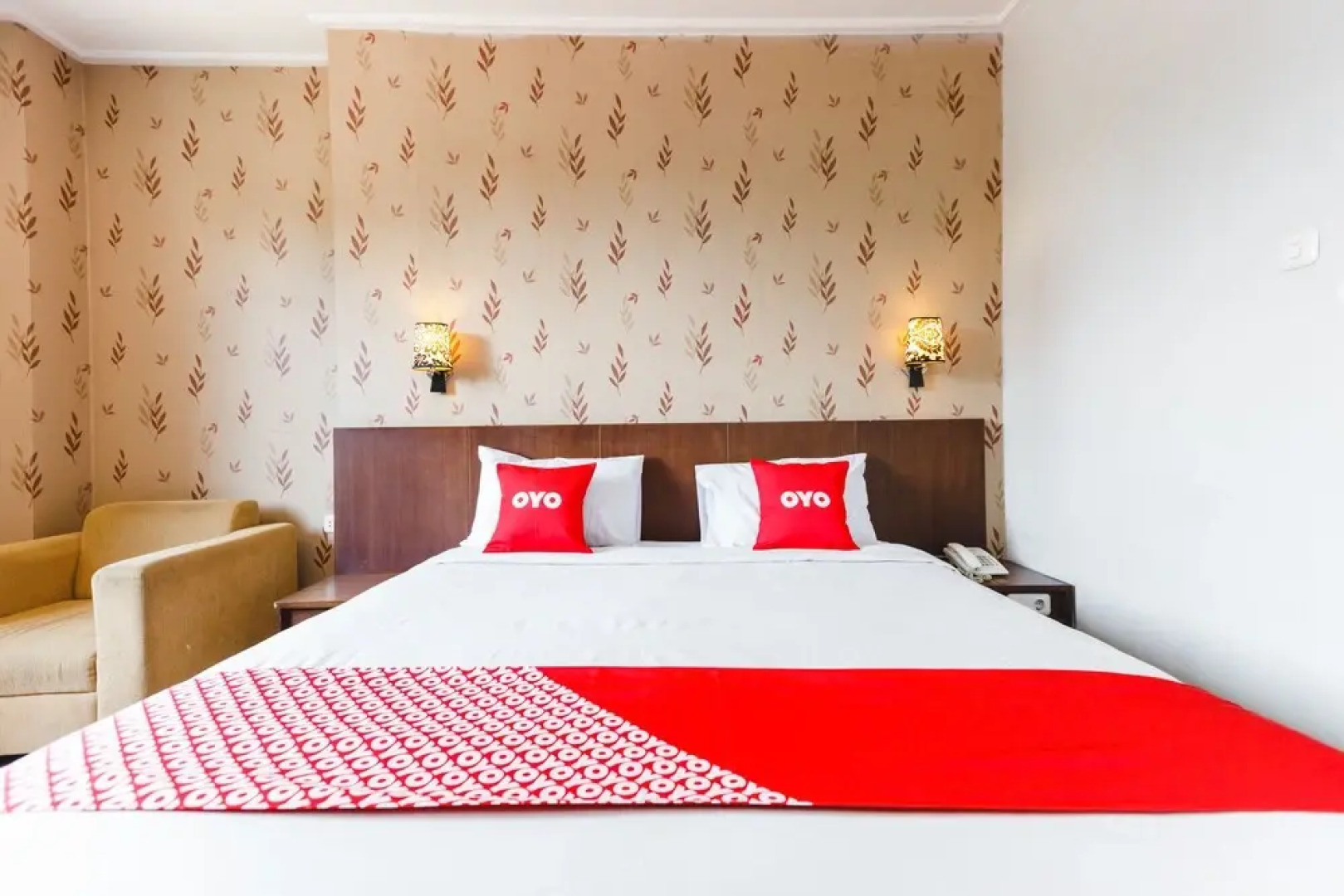 Capital O 2009 Hotel Charisma Marine