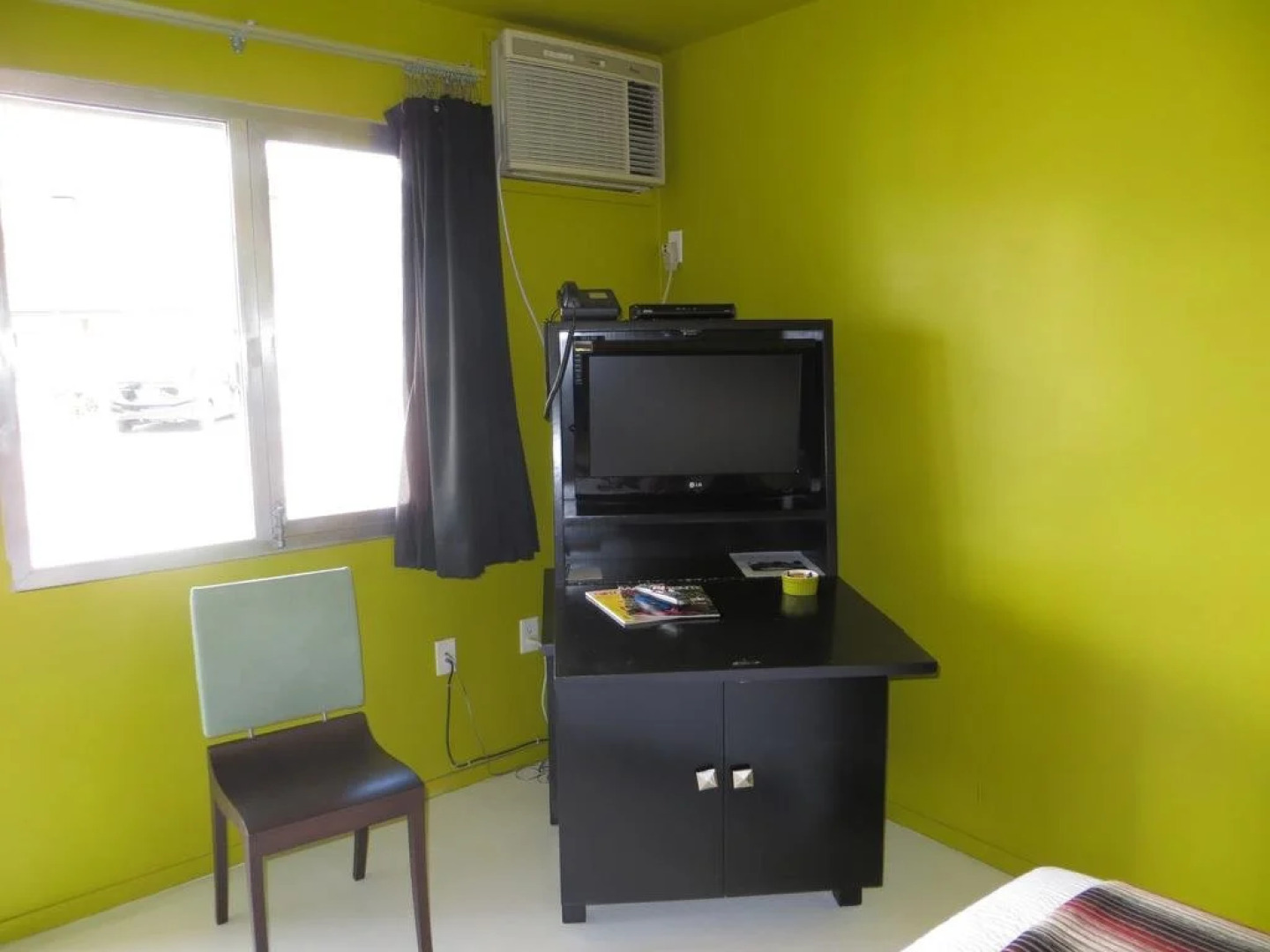 The Greens Hotel - Del Paso Blvd