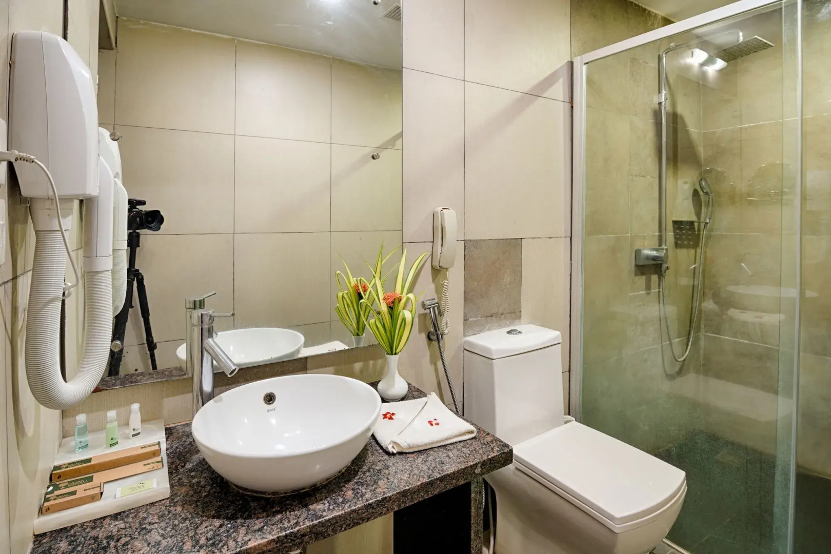 Grand Serenaa Hotel and Resorts