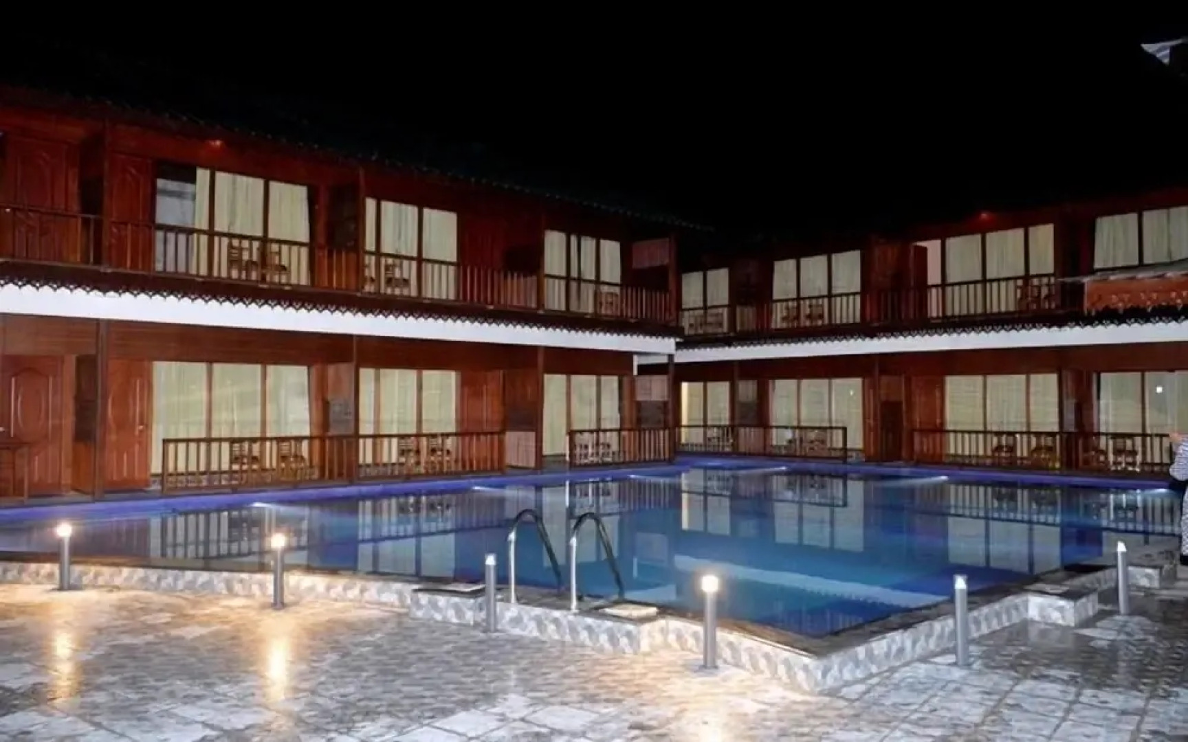 Holiday Inn Beach Resort