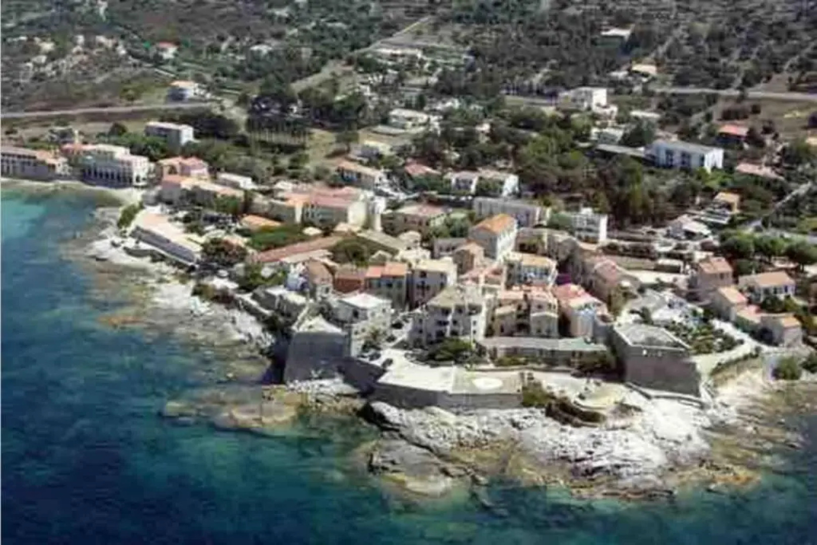 Studio tout équipé de 27m2, à 100m de la mer, et 500m des commerces