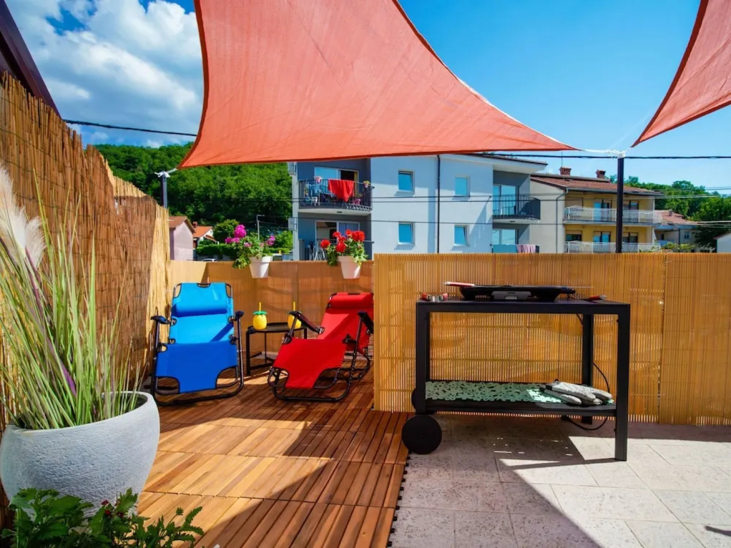 Ena 1 Trinajsti i in Trinajsti i