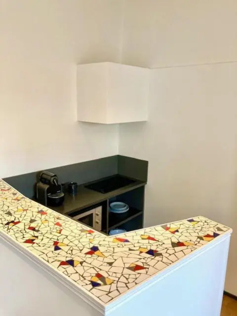 Studio standing, hyper centre, très calme