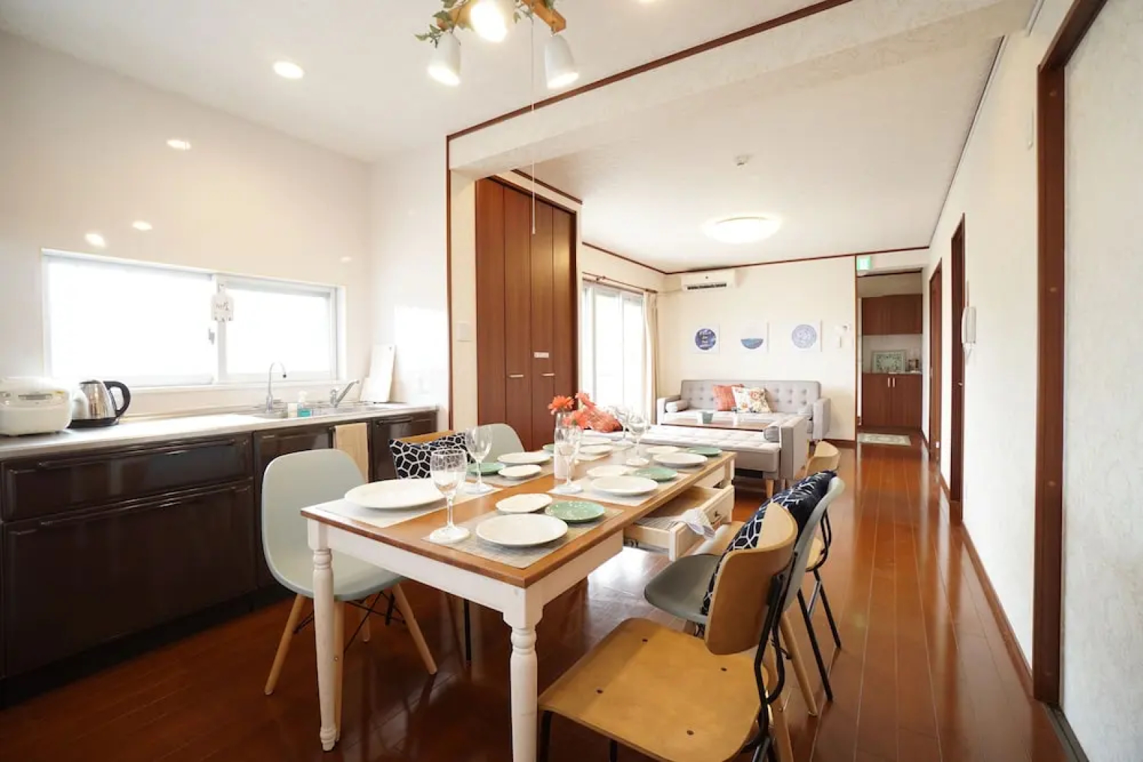 PINK Suite HOUSE