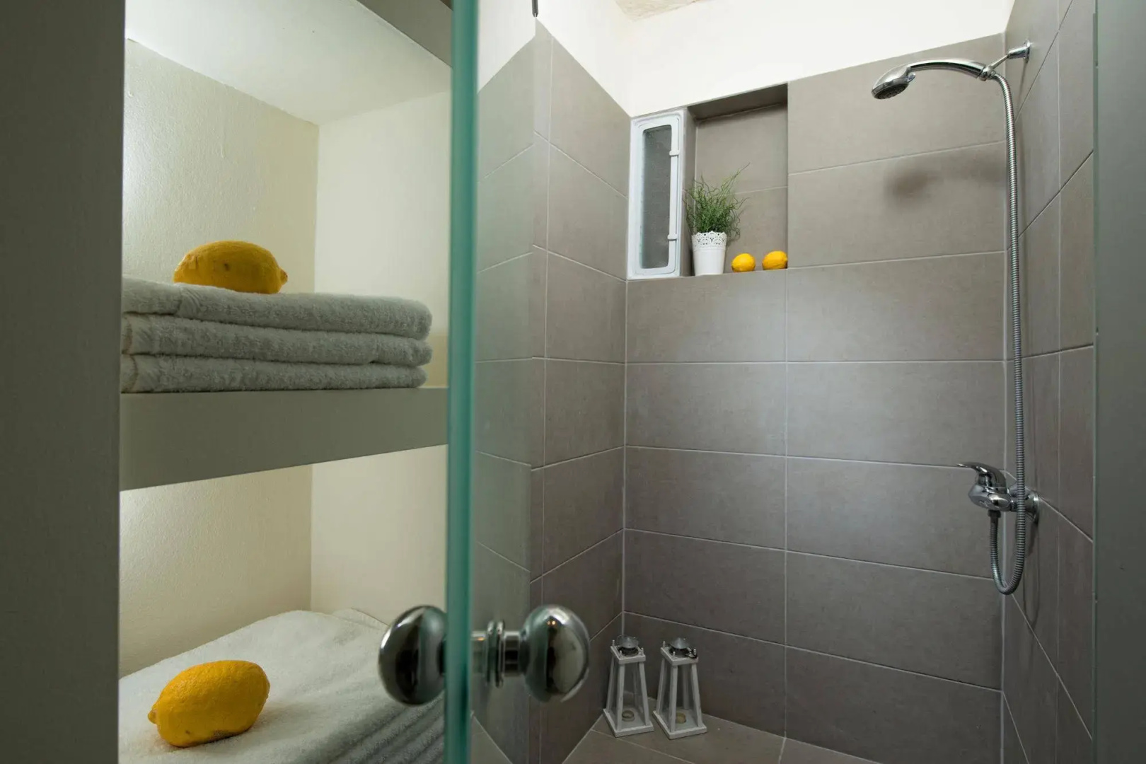 Skajado Cottages & Apartments