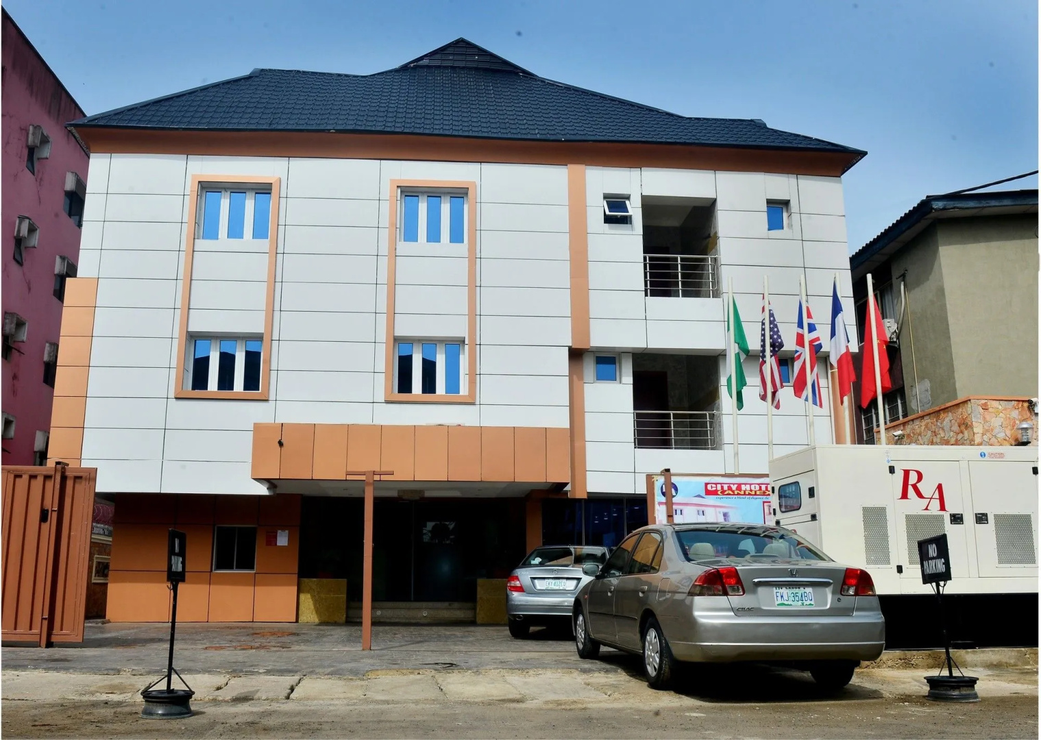 R&A City Hotel