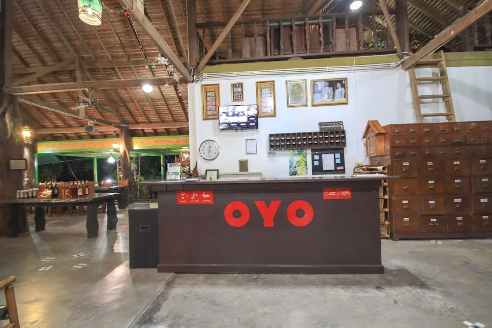 OYO 75353 Loy Chalet Resort