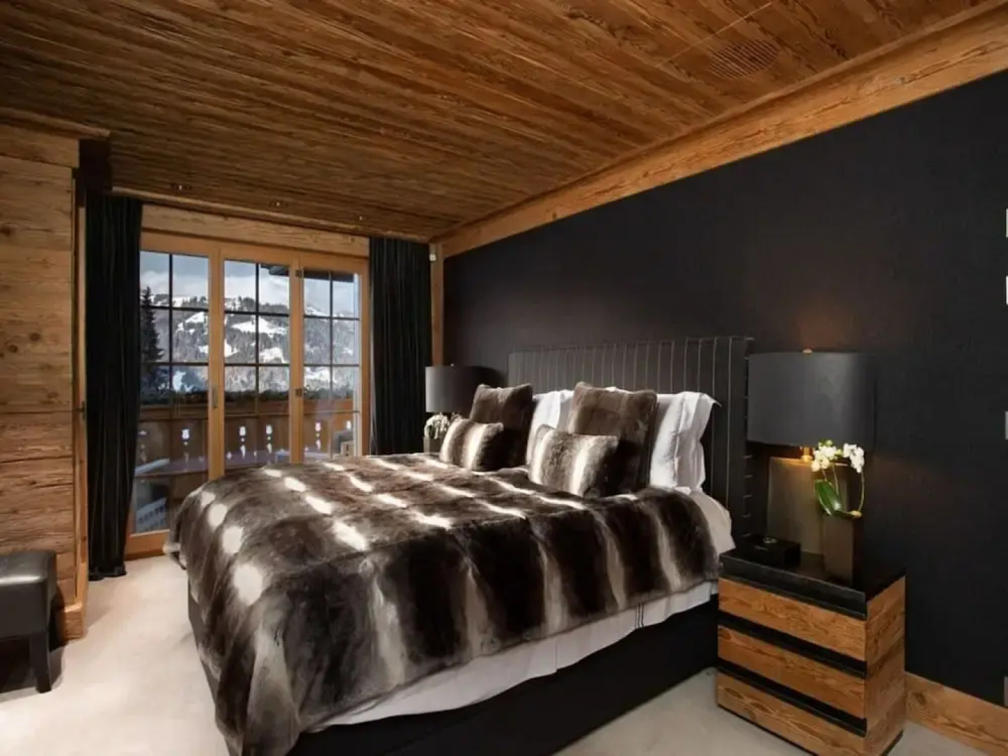 Spacious Chalet With Private Pool