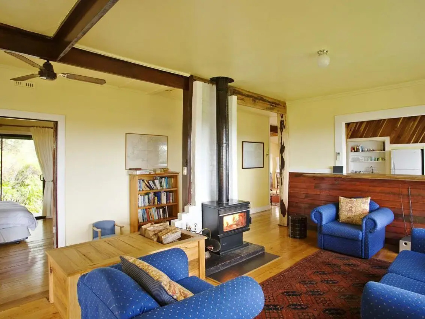 Arlington Holiday House