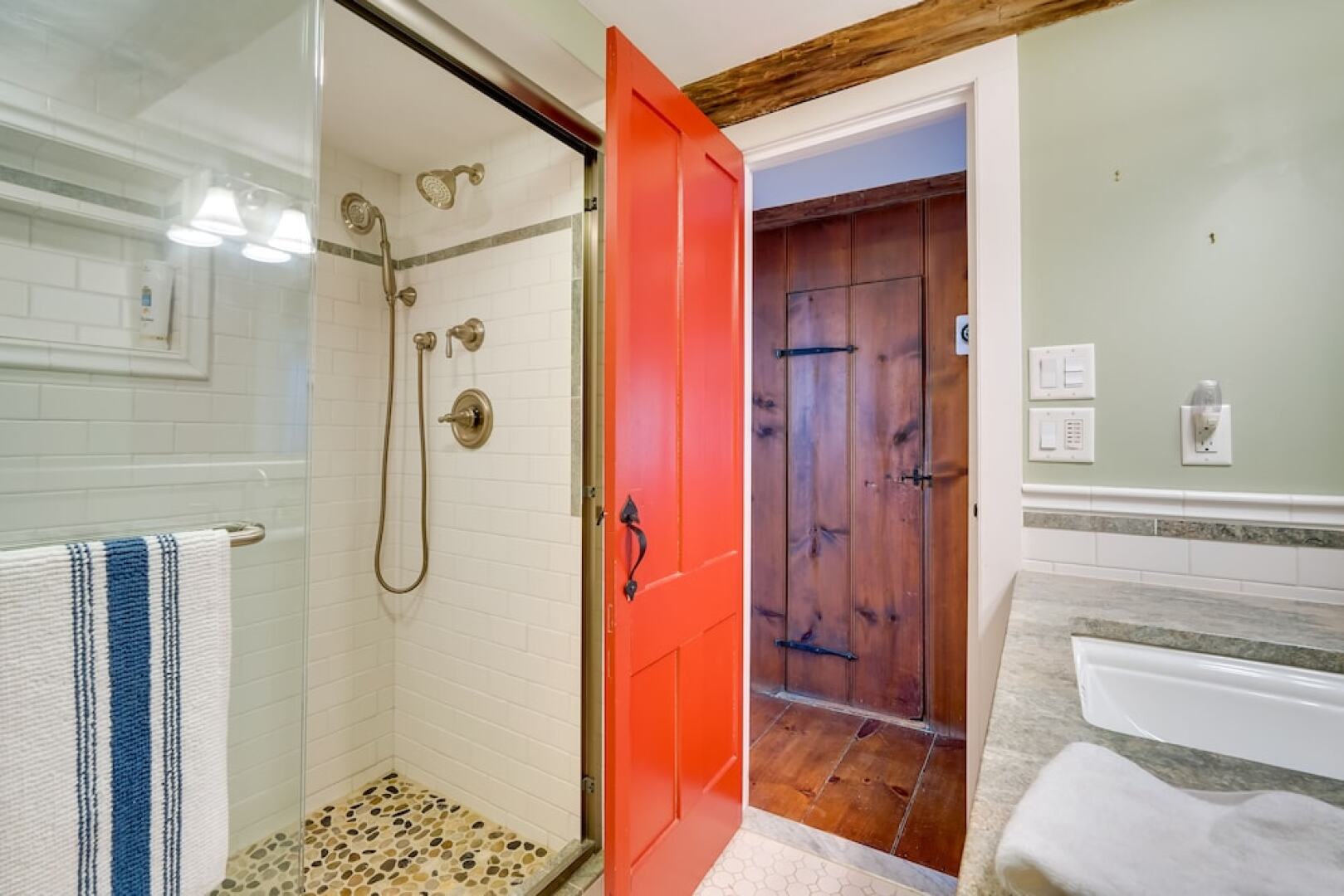 Marlboro Escape: 9 Mi to Mount Snow Resort!