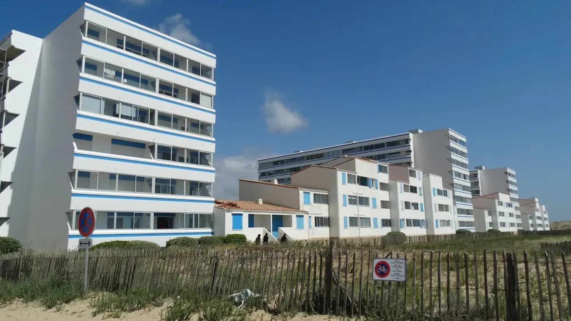 Apartment With one Bedroom in Saint-hilaire-de-riez, With Wonderful se