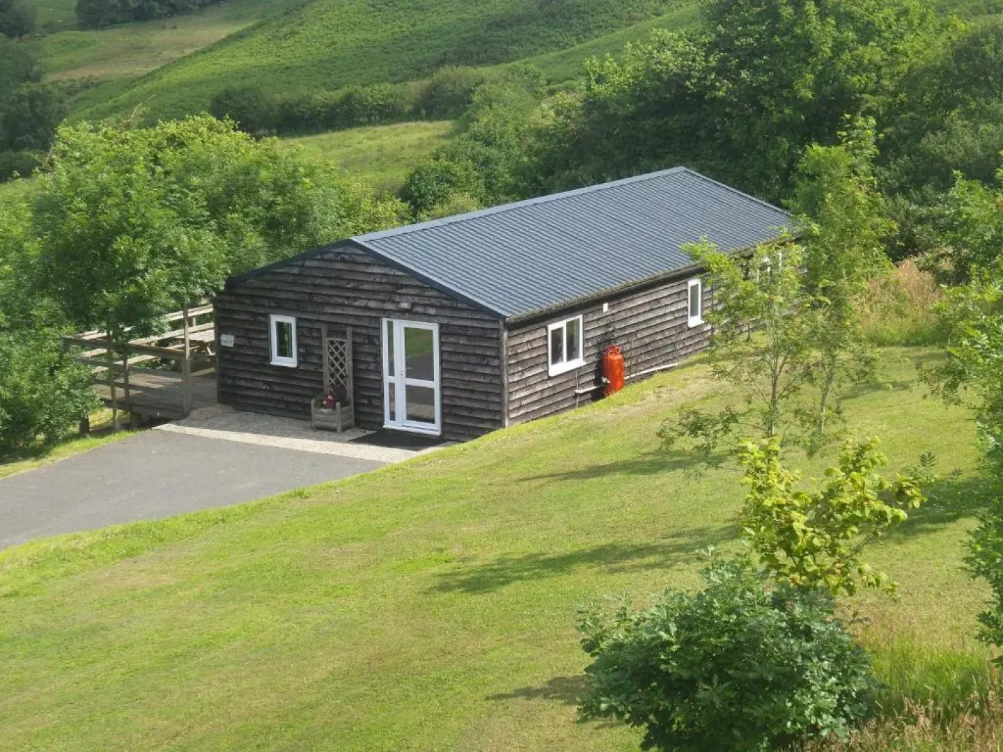 Holiday Lodge in Beautiful Welsh Rolling Hills