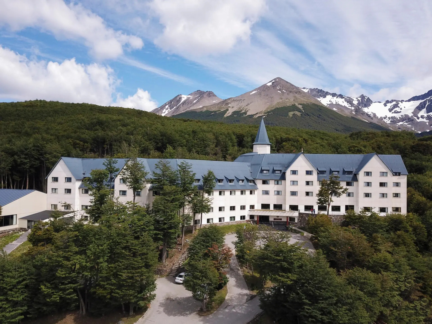 Las Hayas Resort Hotel