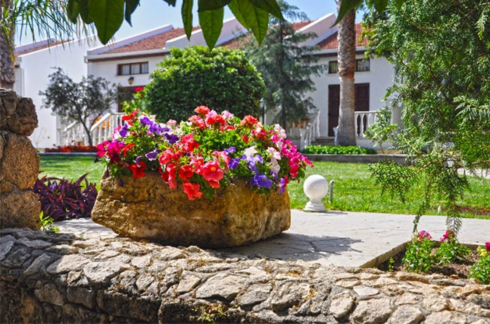 Almond Holiday Village