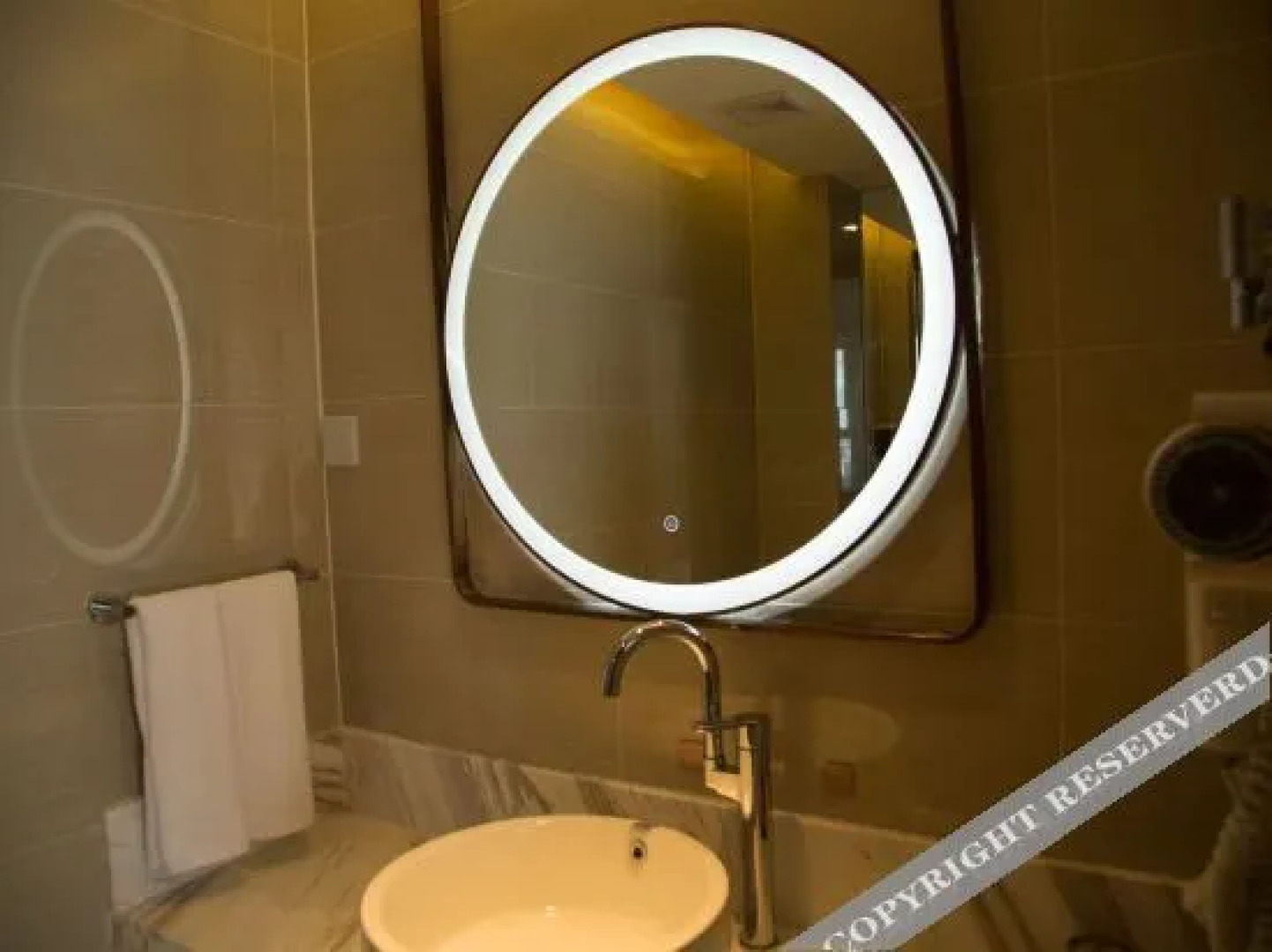 Vienna Hotel (Wuyuan Moore City store)