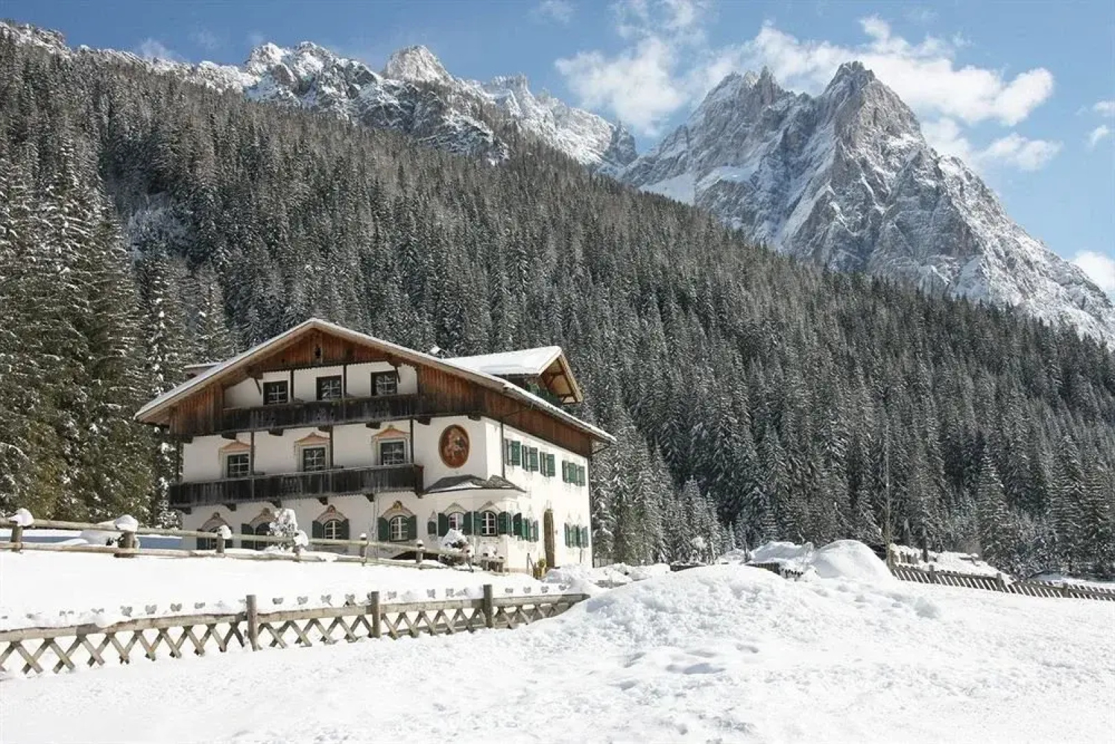 Hotel Dolomitenhof & Chalet Alte Post