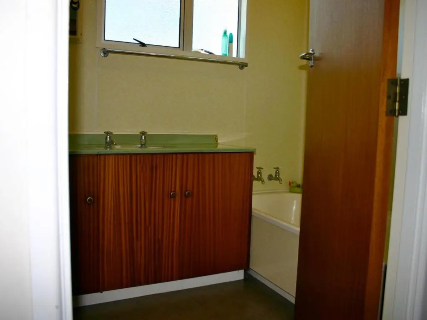 Twin Views - Waihi Beach Holiday Home