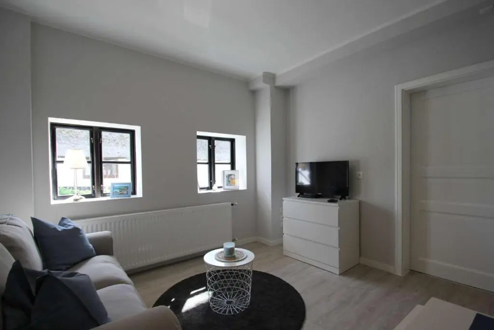 Ferienhaus Büdnerstube FeWo 2 Gartennutzung, ruhige Lage, Sauna und Schwimmbadnutzung im Nachbarort Sellin