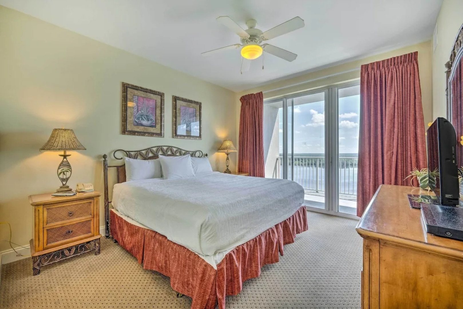 1 Mi to Disney: Condo w/ Water-view Balcony!