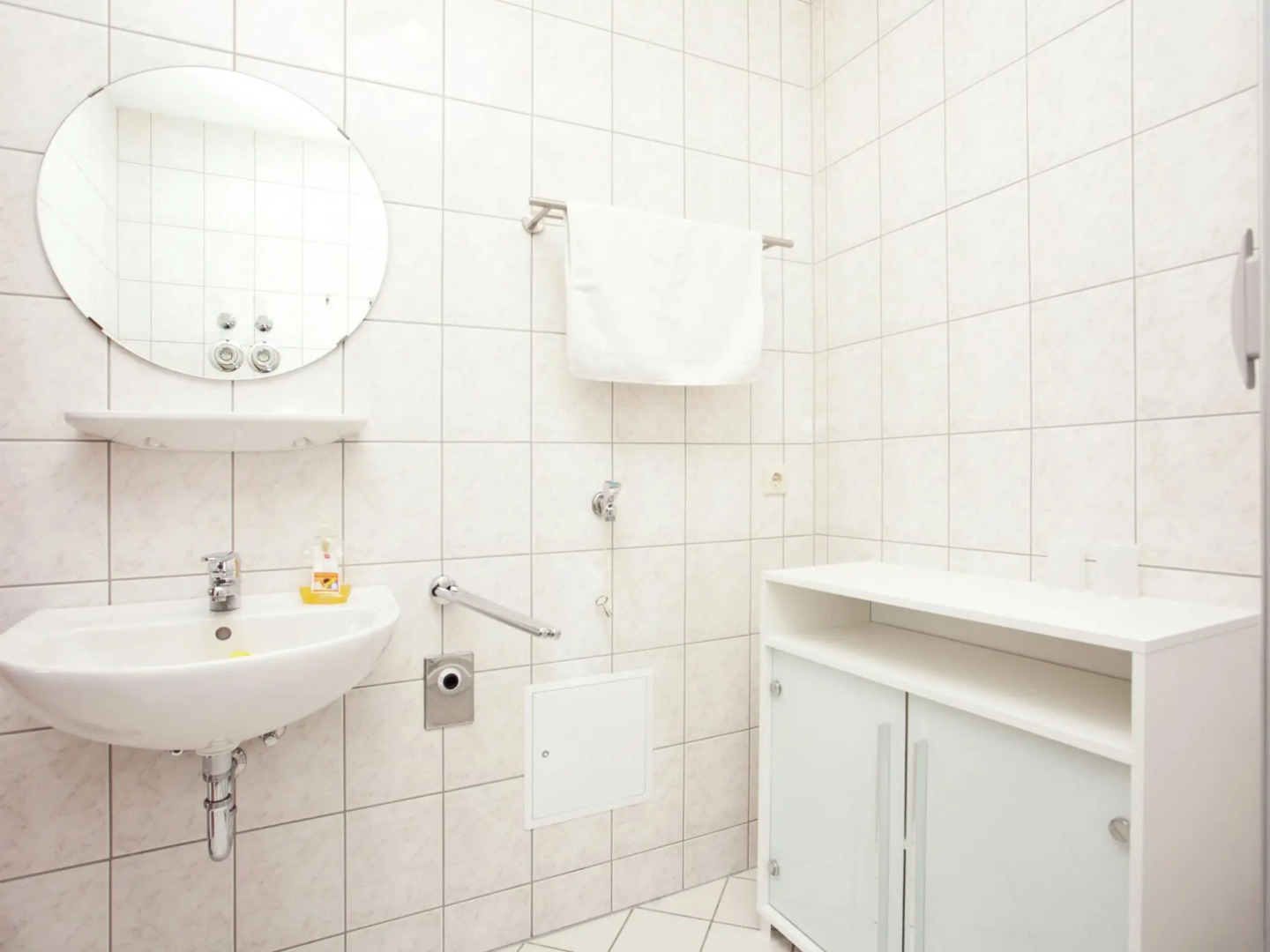 Moderne Villa in Borstendorf mit Park