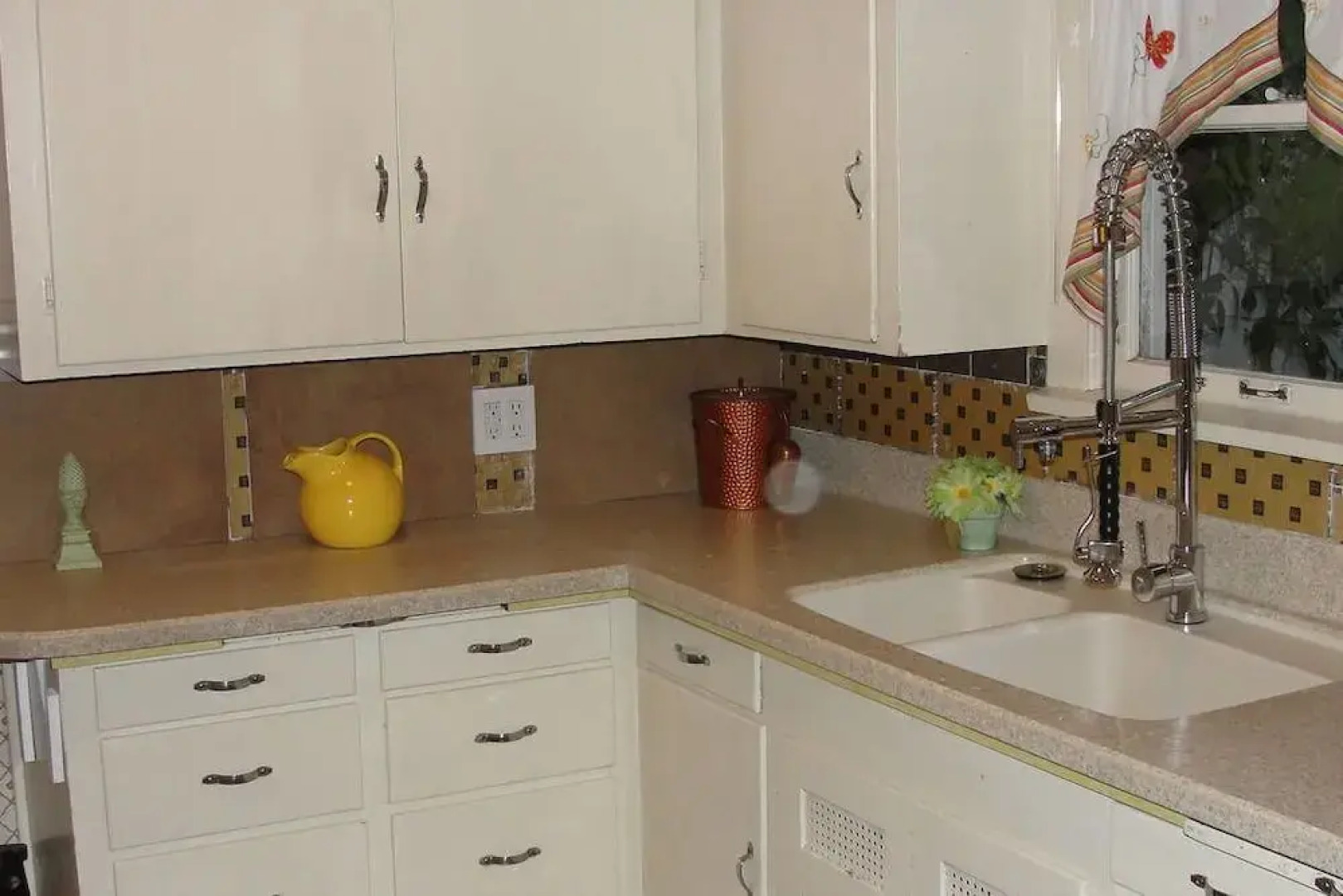 Historic Smarthouse Charming Comfy King