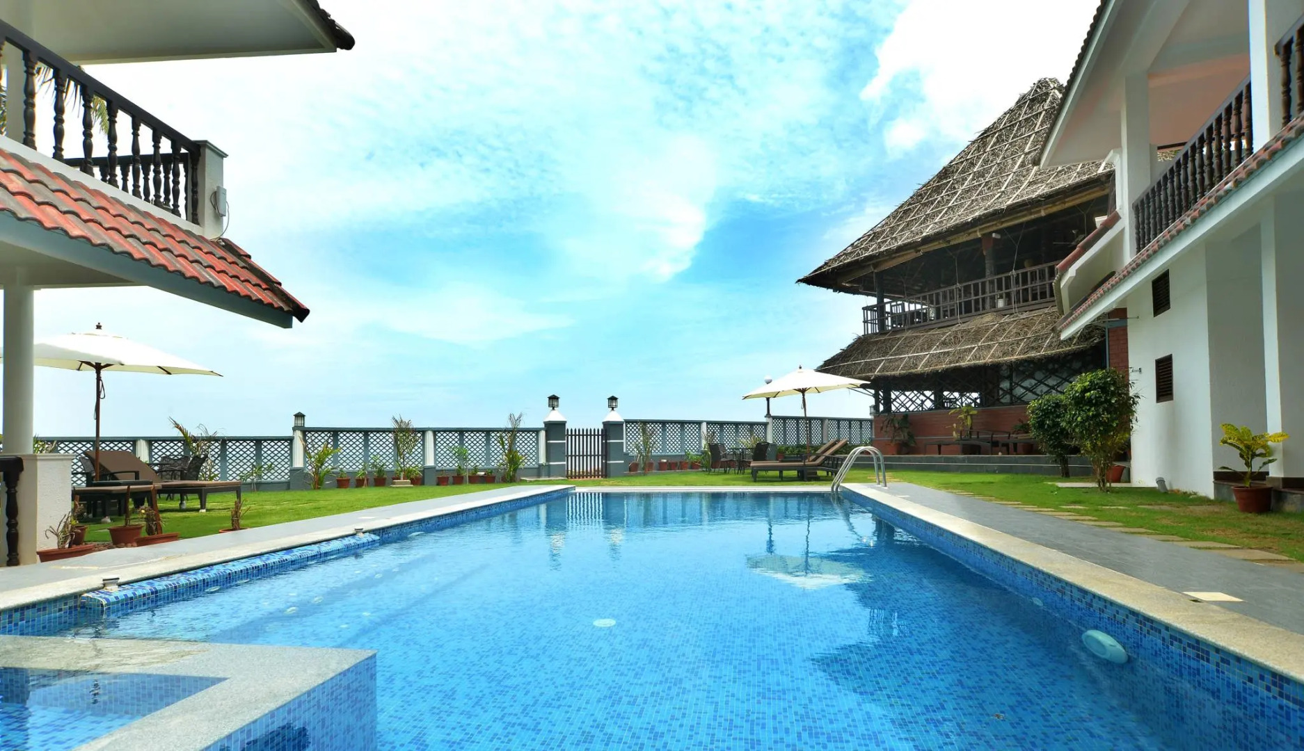 BCanti Boutique Beach Resort