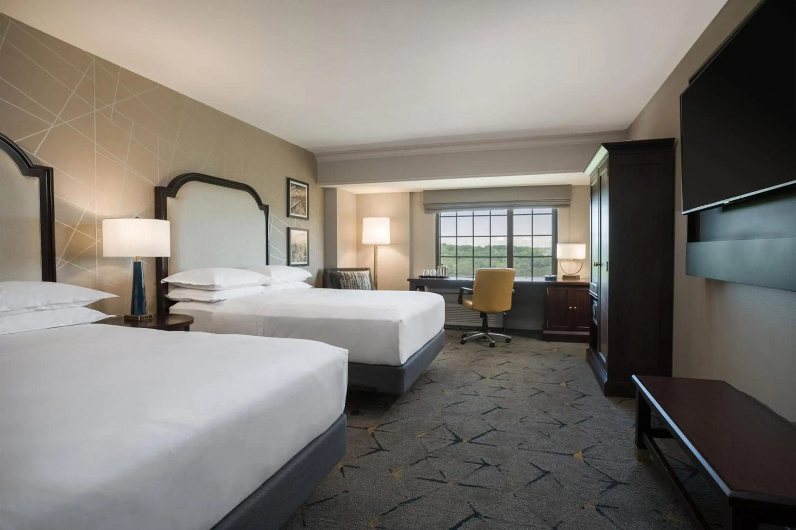 Sheraton Baltimore Washington Airport Hotel - BWI